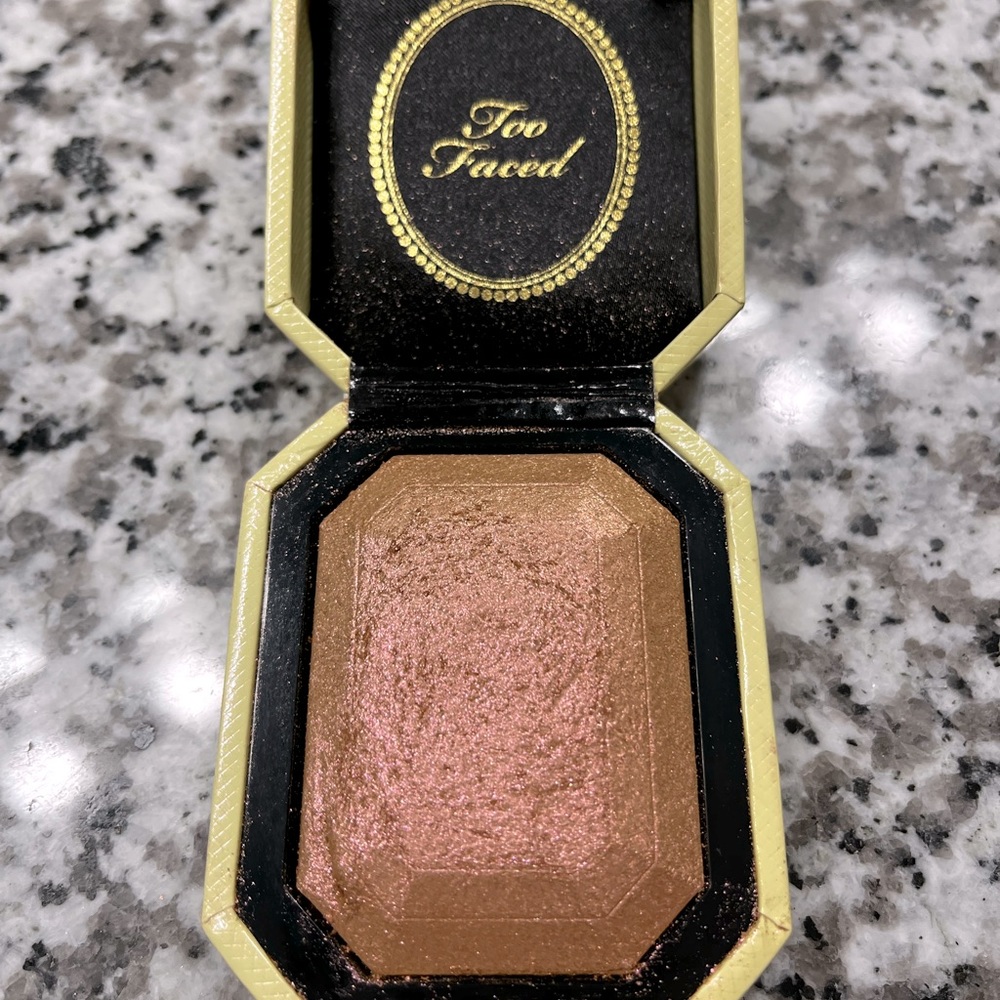 Canary Diamond Too Faced